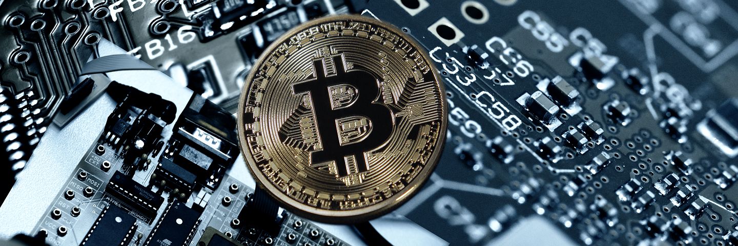 Bitcoin Goes on The Uphill, Best time to Invest