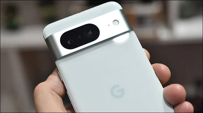 Pixel 8 Now Runs on Gemini Nano Will It Beat iPhone?